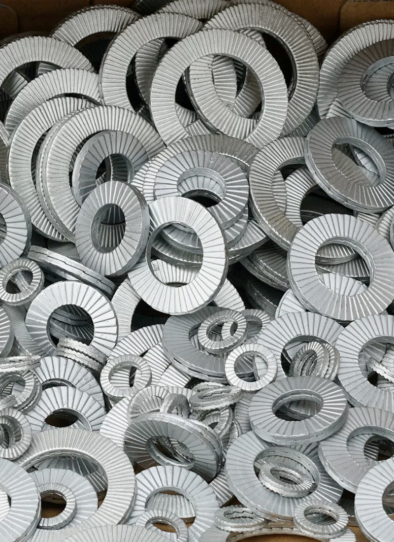 self lock washer.jpg